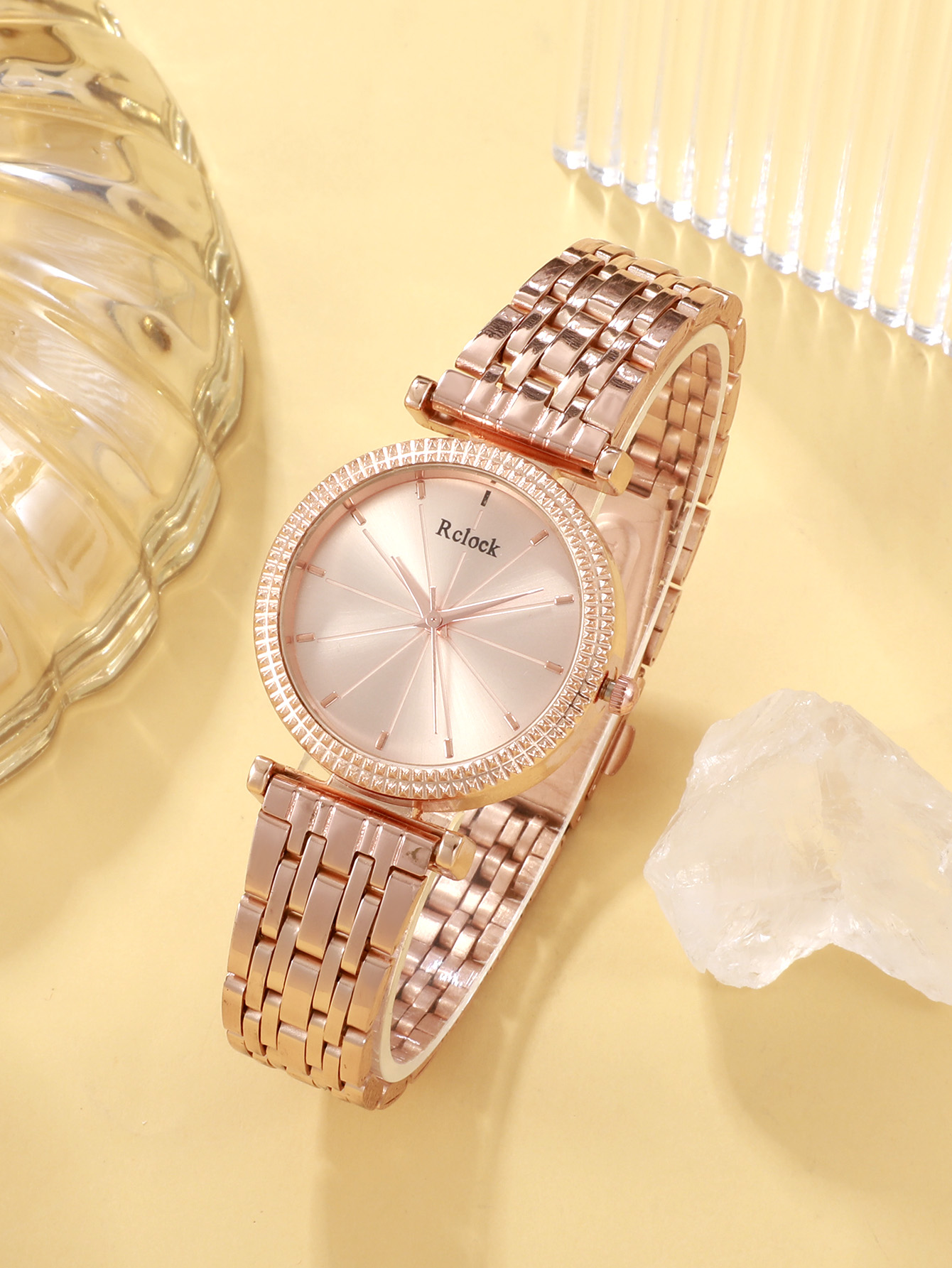 Casual Cute Luxurious Solid Color Folding Buckle Buckle Quartz Women's Watches display picture 2