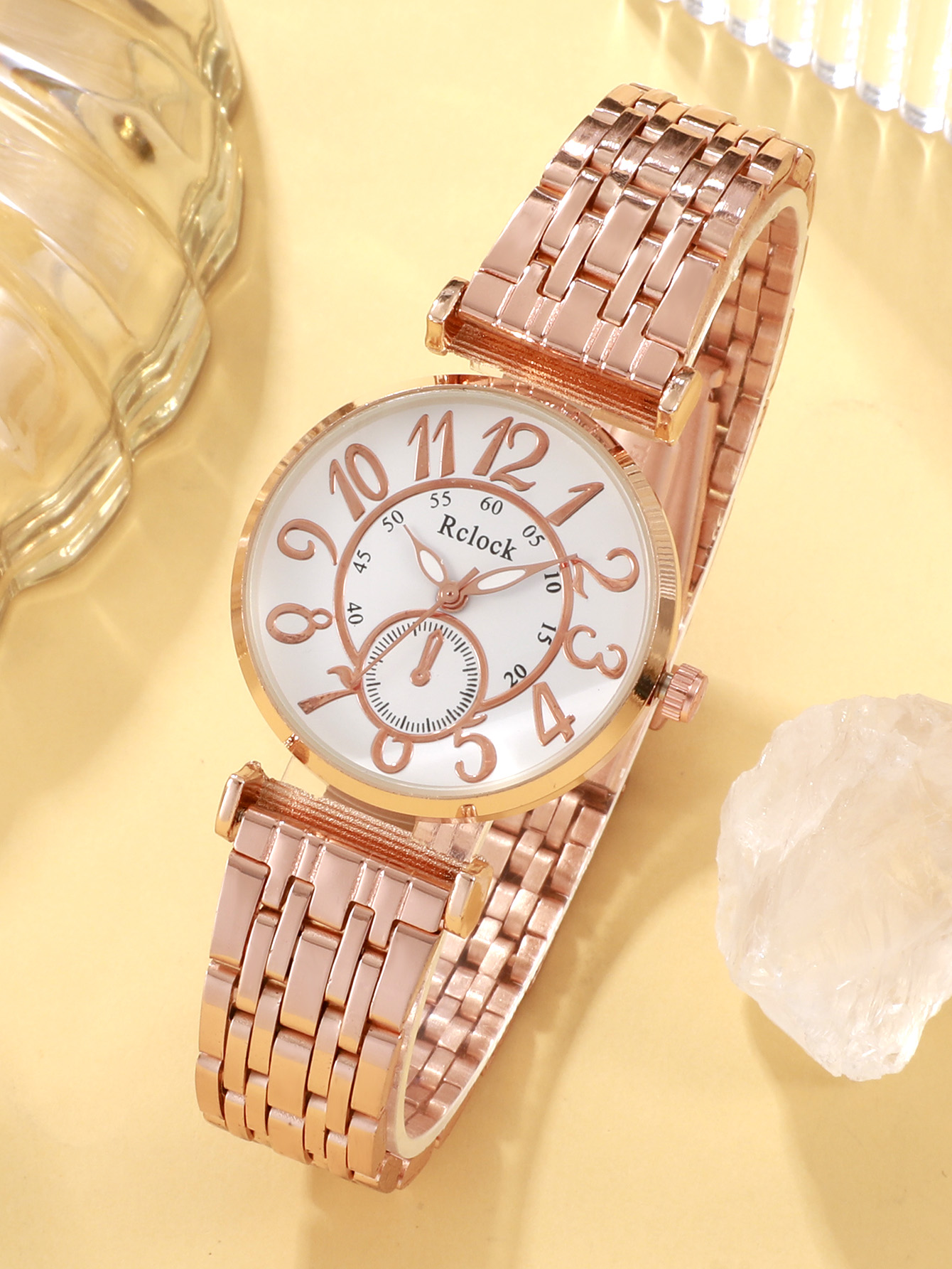 Casual Elegant Luxurious Solid Color Folding Buckle Quartz Women's Watches display picture 20