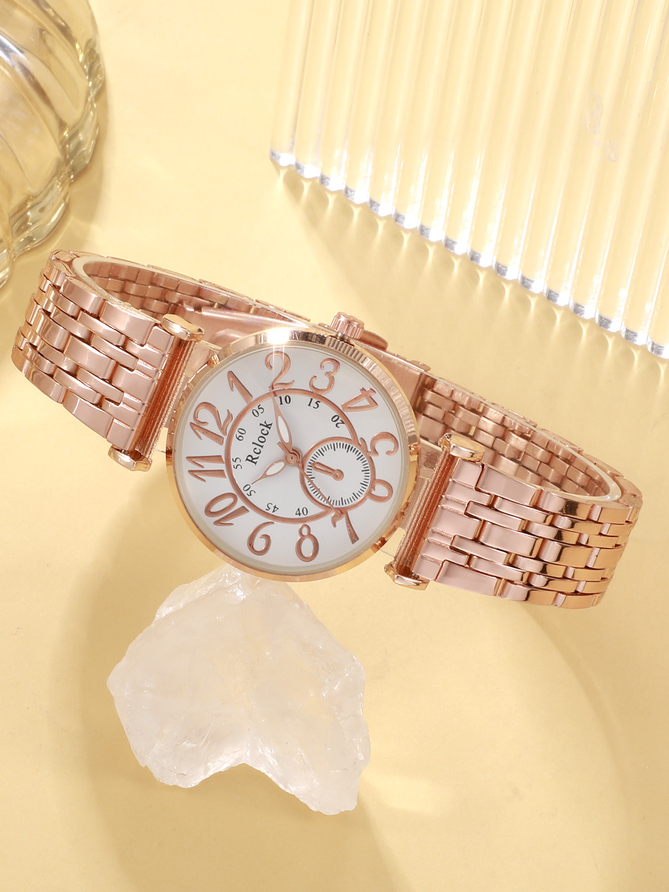Casual Elegant Luxurious Solid Color Folding Buckle Quartz Women's Watches display picture 23