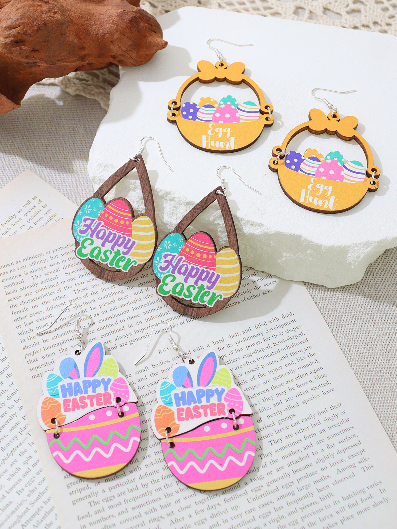 1 Pair Simple Style Rabbit Wood Iron Drop Earrings display picture 9