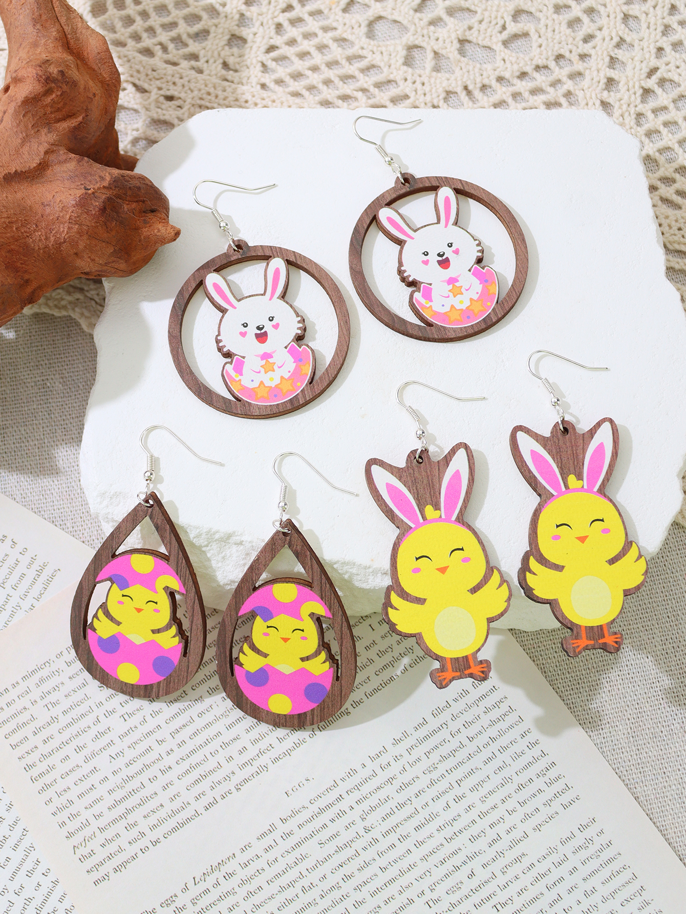 1 Pair Simple Style Rabbit Wood Iron Drop Earrings display picture 7
