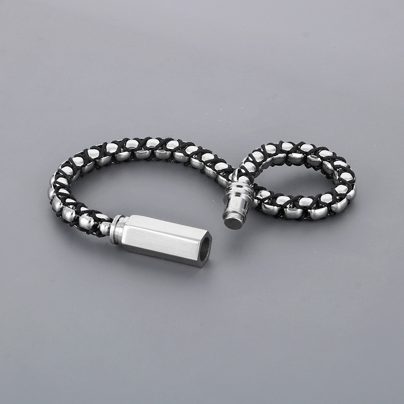Simple Style Geometric Solid Color Titanium Steel Men's Bracelets display picture 9
