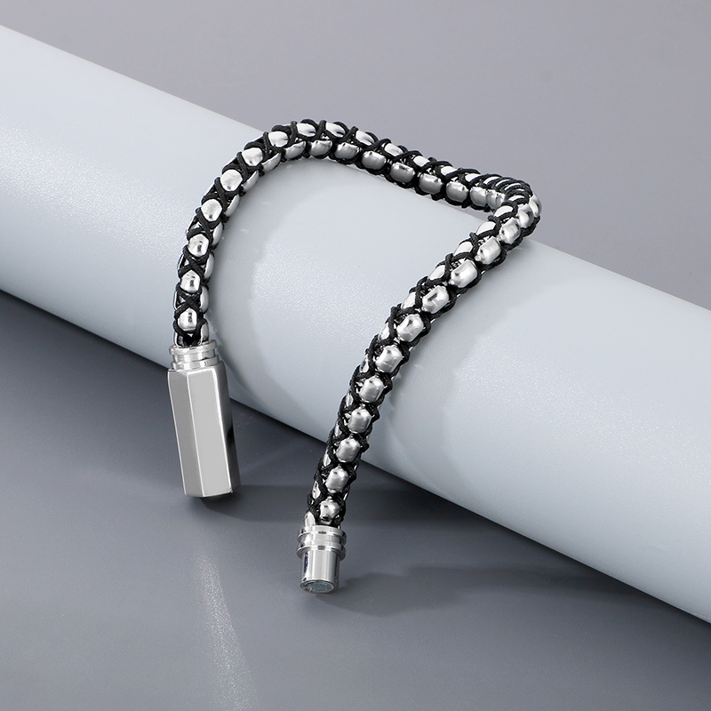 Simple Style Geometric Solid Color Titanium Steel Men's Bracelets display picture 13