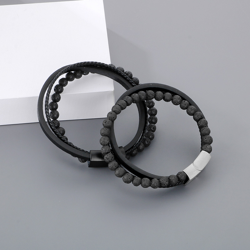 Simple Style Solid Color Titanium Steel Layered Men's Bracelets display picture 5