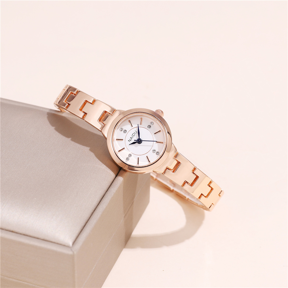 Simple Style Solid Color Quartz Women's Watches display picture 12