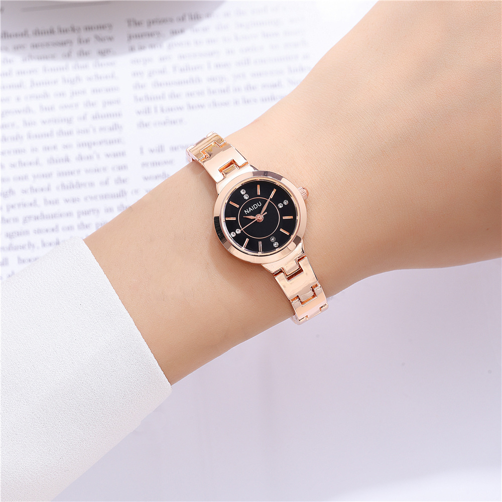Simple Style Solid Color Quartz Women's Watches display picture 8