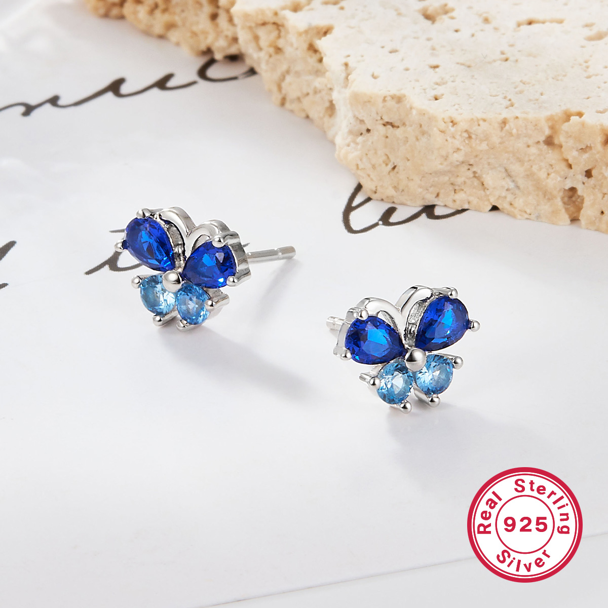 1 Paire Mignon Style Simple Brillant Papillon Placage Incruster Argent Sterling Zircon Or Blanc Plaqué Des Boucles D'Oreilles Boucles D'Oreilles display picture 8