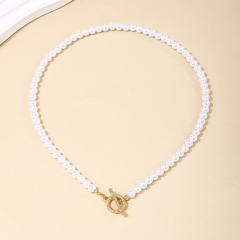 Elegant Einfacher Stil Geometrisch Künstliche Perle Kupfer Perlen Überzug Frau Halskette display picture 2
