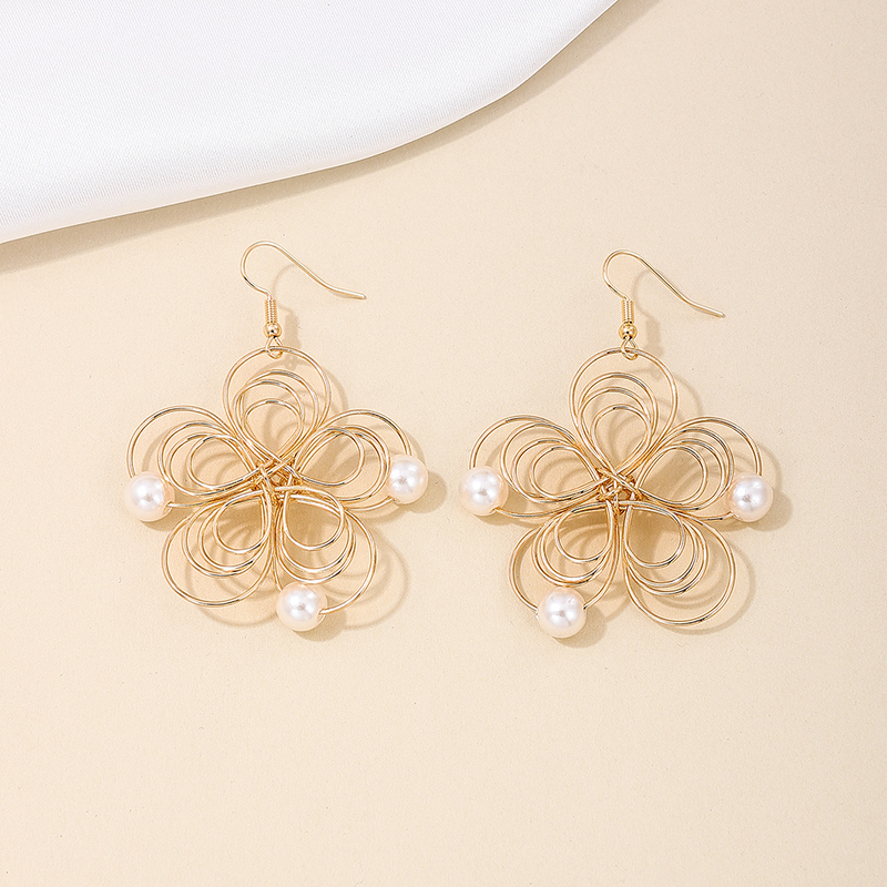 1 Pair IG Style Simple Style Flower Pearl Plating Alloy Drop Earrings display picture 2