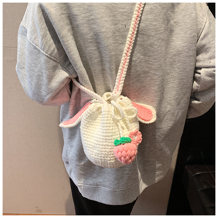 Women's Small Yarn Flower Strawberry Cute String Crossbody Bag display picture 12