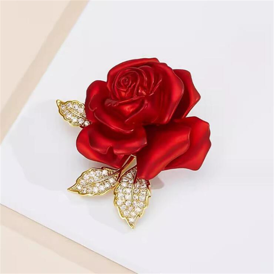 Elegant Shiny Rose Alloy Spray Paint Inlay Artificial Rhinestones Women's Brooches display picture 2