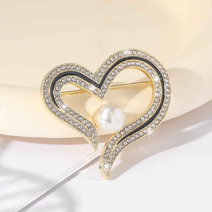 IG Style Shiny Heart Shape Alloy Inlay Artificial Rhinestones Pearl Women's Brooches display picture 3