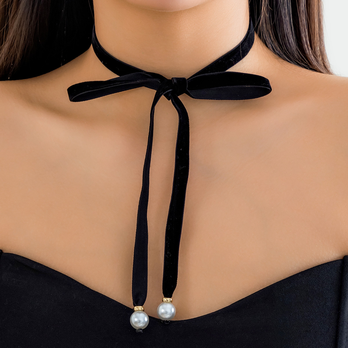 Elegant Simple Style Classic Style Round Bow Knot Imitation Pearl Flannel Tassel Straps Women's Choker display picture 6