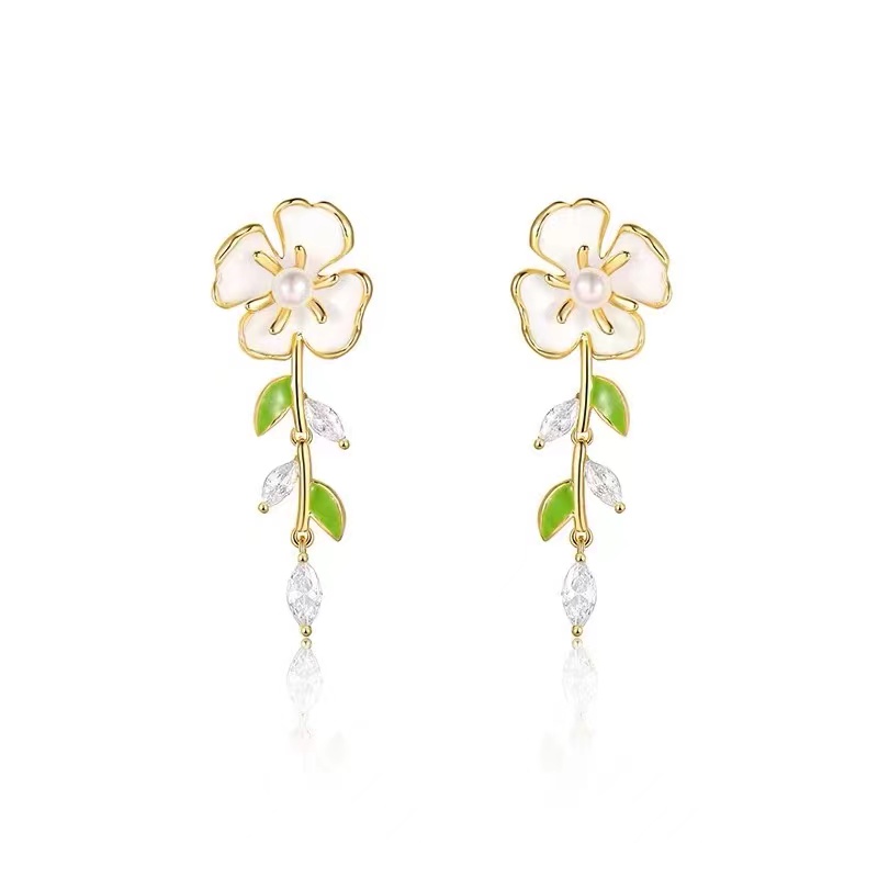1 Pair Sweet Flower Inlay Alloy Artificial Rhinestones Gold Plated Drop Earrings display picture 6