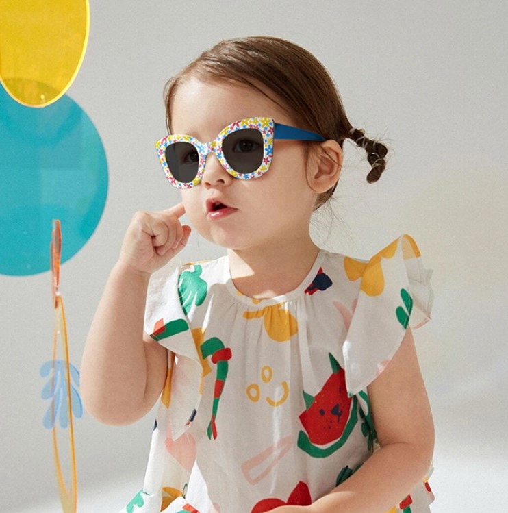 Cute Ditsy Floral Pc Square Full Frame Kids Sunglasses display picture 3