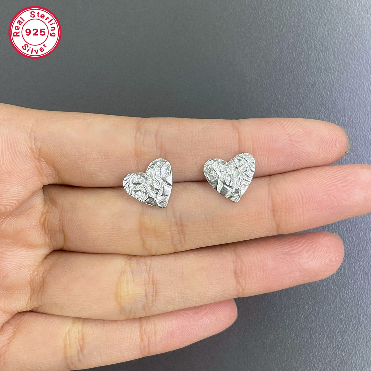 1 Pair Vintage Style Simple Style Heart Shape Plating Sterling Silver 18K Gold Plated White Gold Plated Ear Studs display picture 6