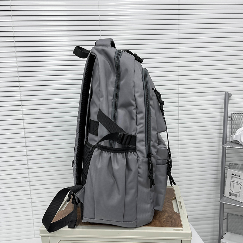 Unisex Solid Color Nylon Sewing Thread Zipper Fashion Backpack Laptop Backpack display picture 24