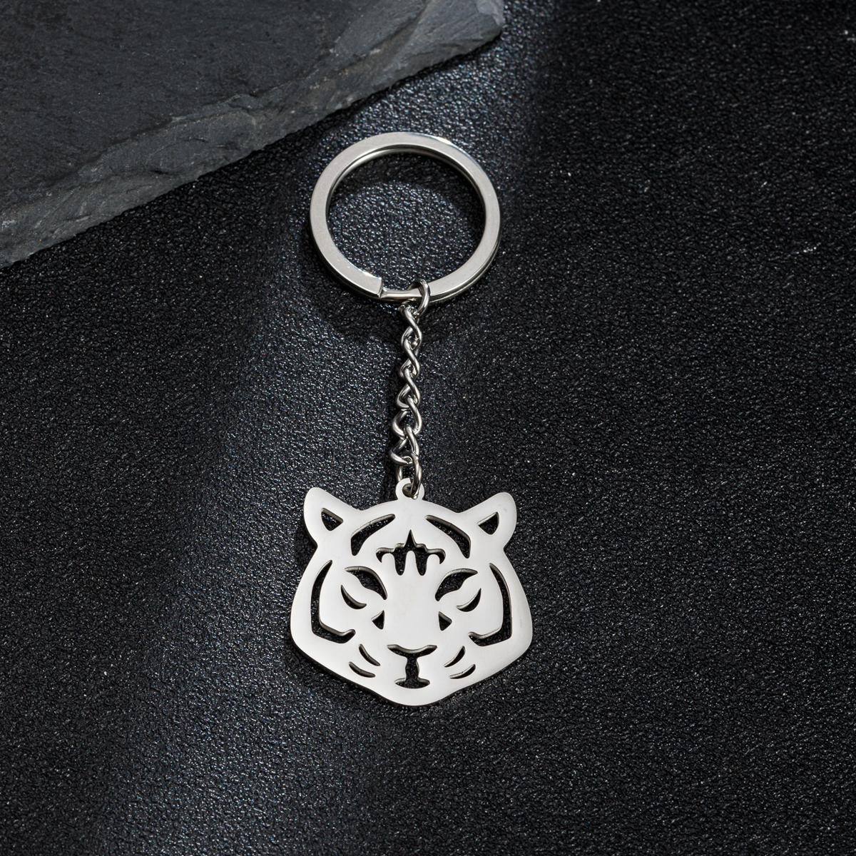 Simple Style Animal Guitar Stainless Steel Polishing Keychain display picture 8