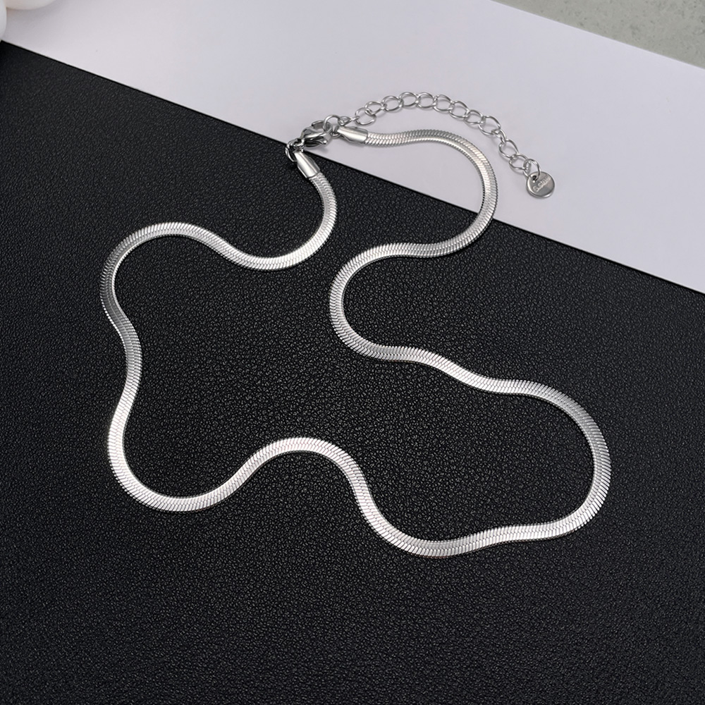 Großhandel Einfacher Stil Kreis Rostfreier Stahl Kupfer Halskette Mit Anhänger display picture 5