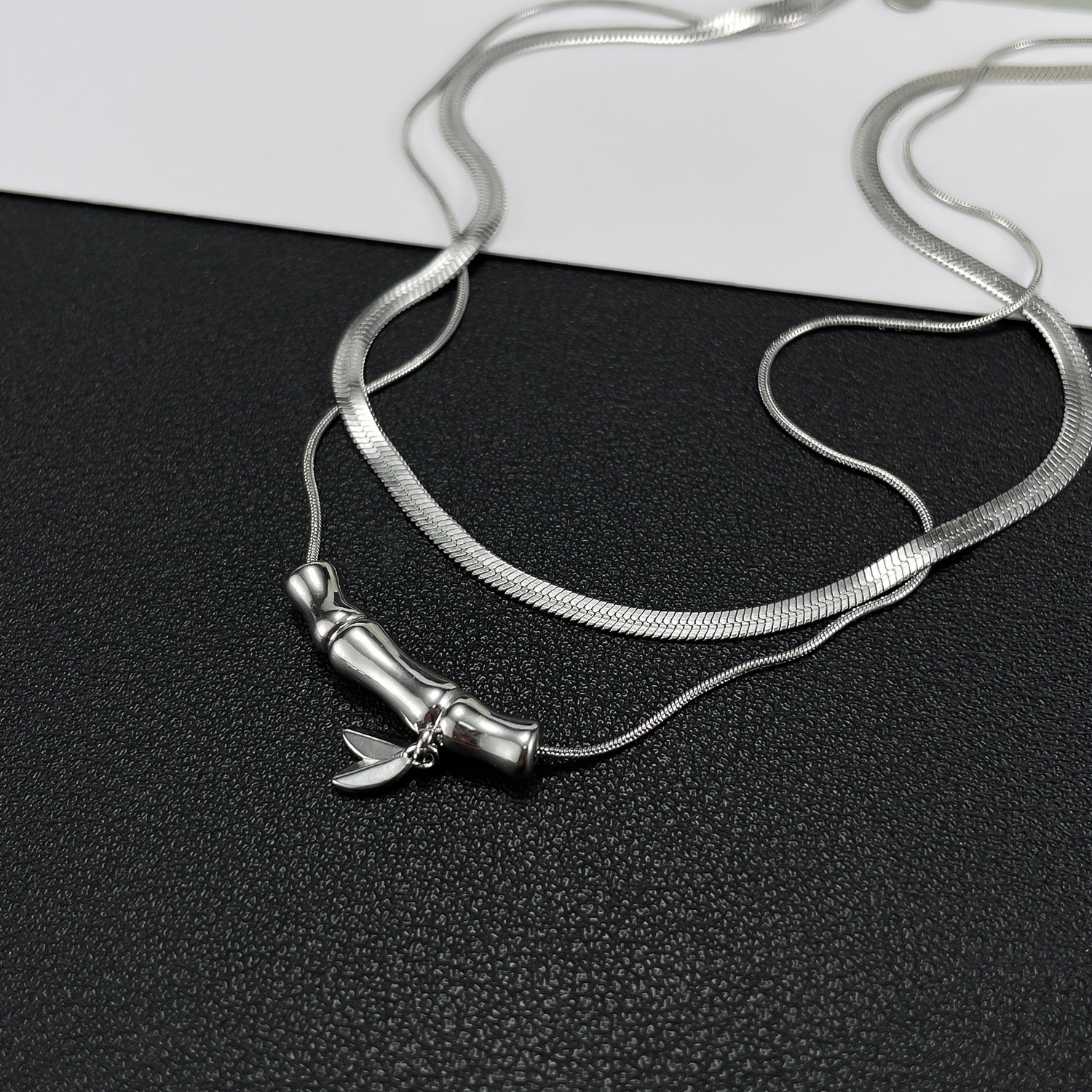 Rostfreier Stahl Kupfer Einfacher Stil Bambus Halskette Mit Anhänger display picture 4