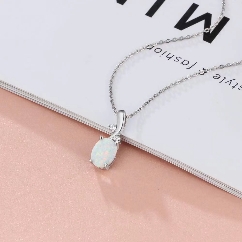 Copper White Gold Plated Classic Style Irregular Oval Inlay Opal Pendant Necklace display picture 3