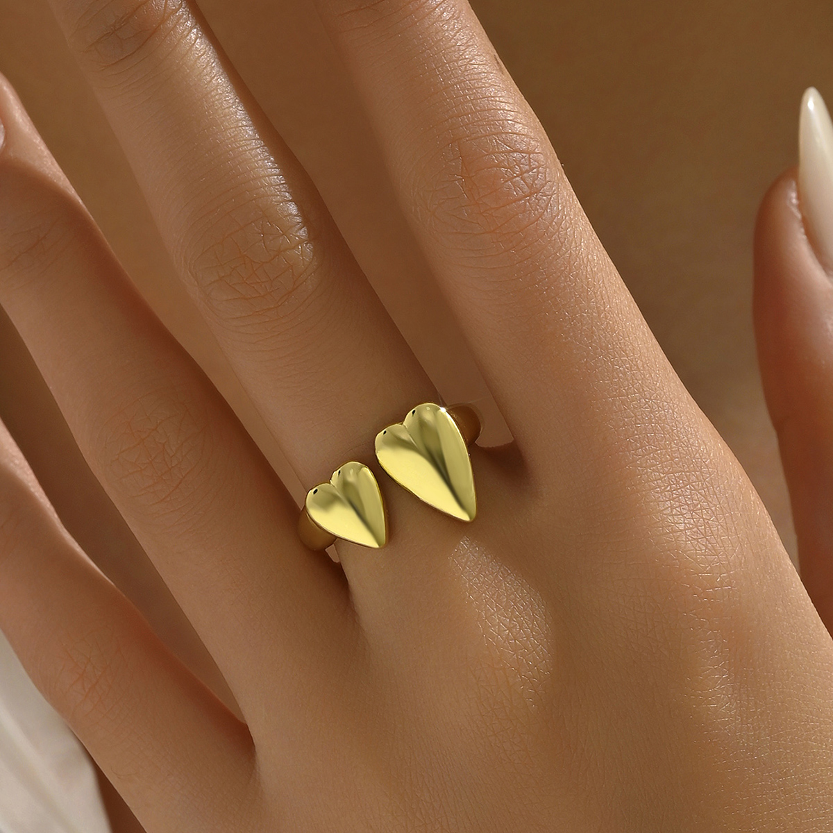Wholesale Vintage Style Pastoral Simple Style Heart Shape Solid Color Copper 18K Gold Plated Open Rings display picture 20