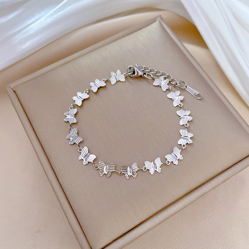 Acier Au Titane Style Classique Commuer Papillon Bracelets display picture 4
