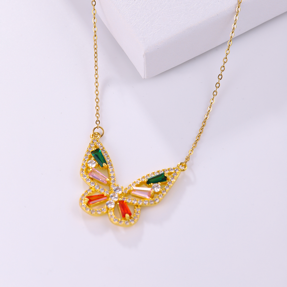 Elegant Butterfly Stainless Steel Artificial Gemstones Copper Inlay Zircon 18K Gold Plated Women's Pendant Necklace display picture 4