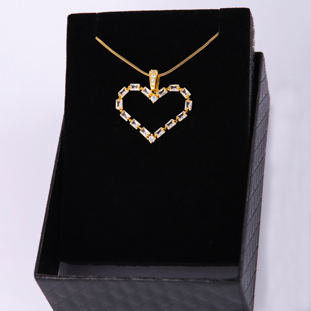 IG Style Heart Shape Artificial Gemstones Copper Inlay Zircon 18K Gold Plated Women's Pendant Necklace display picture 6