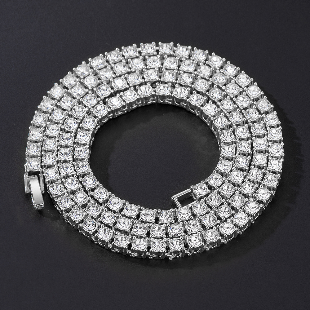 Hip Hop Color Sólido Aleación De Zinc Embutido Diamantes De Imitación Unisexo Collar display picture 2