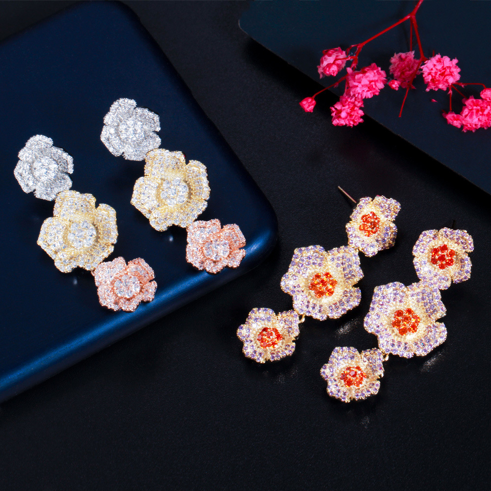 1 Pair Casual Vacation Flower Inlay Copper Zircon White Gold Plated Drop Earrings display picture 8