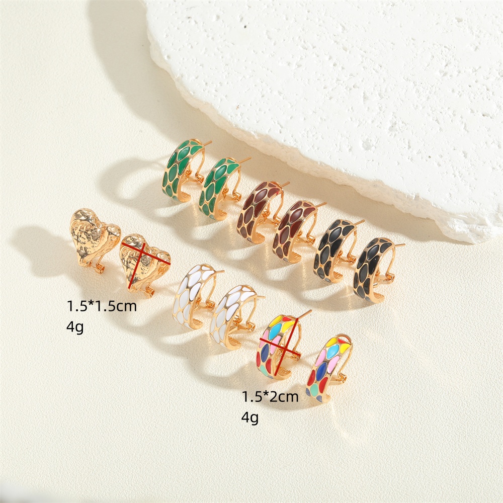 1 Pair Vintage Style Simple Style Commute C Shape Heart Shape Enamel Copper 14K Gold Plated Ear Studs display picture 6