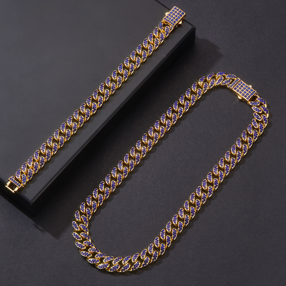 Hip Hop Color Sólido Aleación De Zinc Embutido Diamantes De Imitación Unisexo Collar display picture 1
