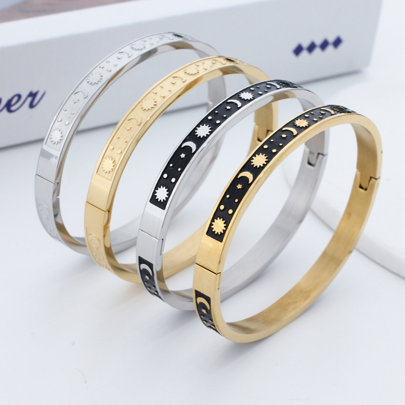 Stainless Steel 18K Gold Plated Rose Gold Plated Tropical Simple Style Roman Style Star Moon Bangle display picture 8