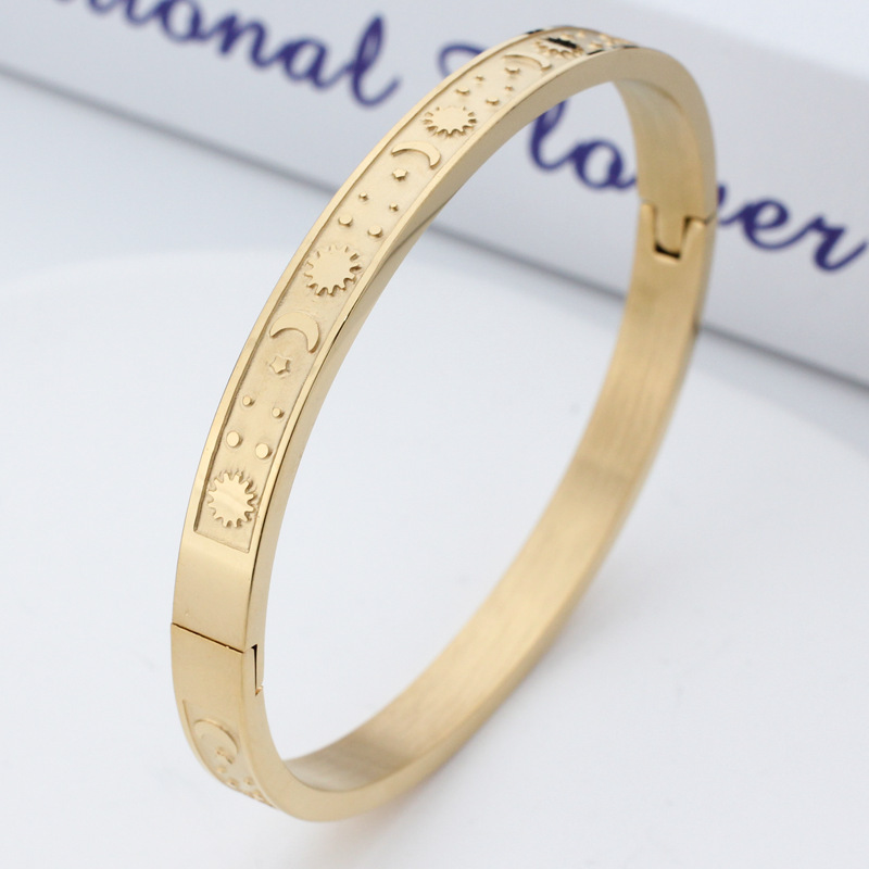 Stainless Steel 18K Gold Plated Rose Gold Plated Tropical Simple Style Roman Style Star Moon Bangle display picture 4