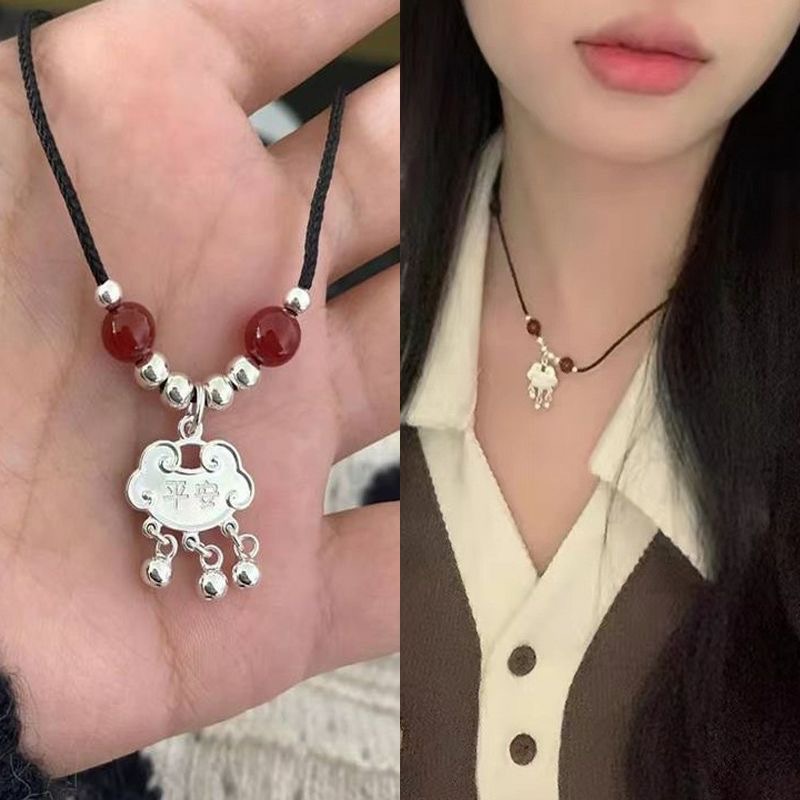 IG Style Chinoiserie Lock Alloy Beaded Knitting Unisex Pendant Necklace display picture 5