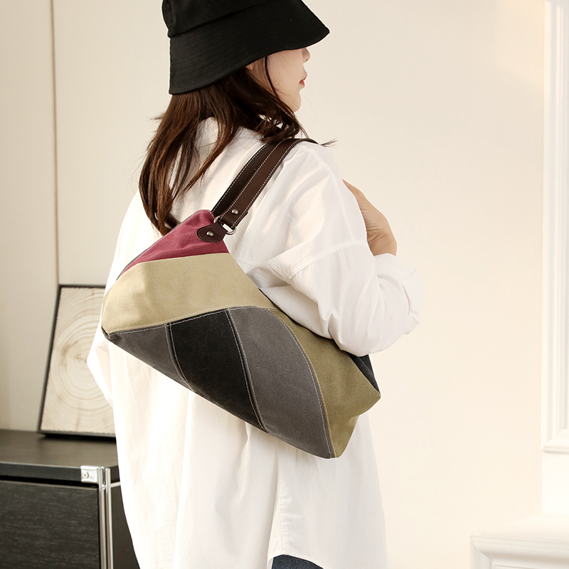 Women's Canvas Color Block Vintage Style Sewing Thread Pillow Shape Zipper Shoulder Bag display picture 3