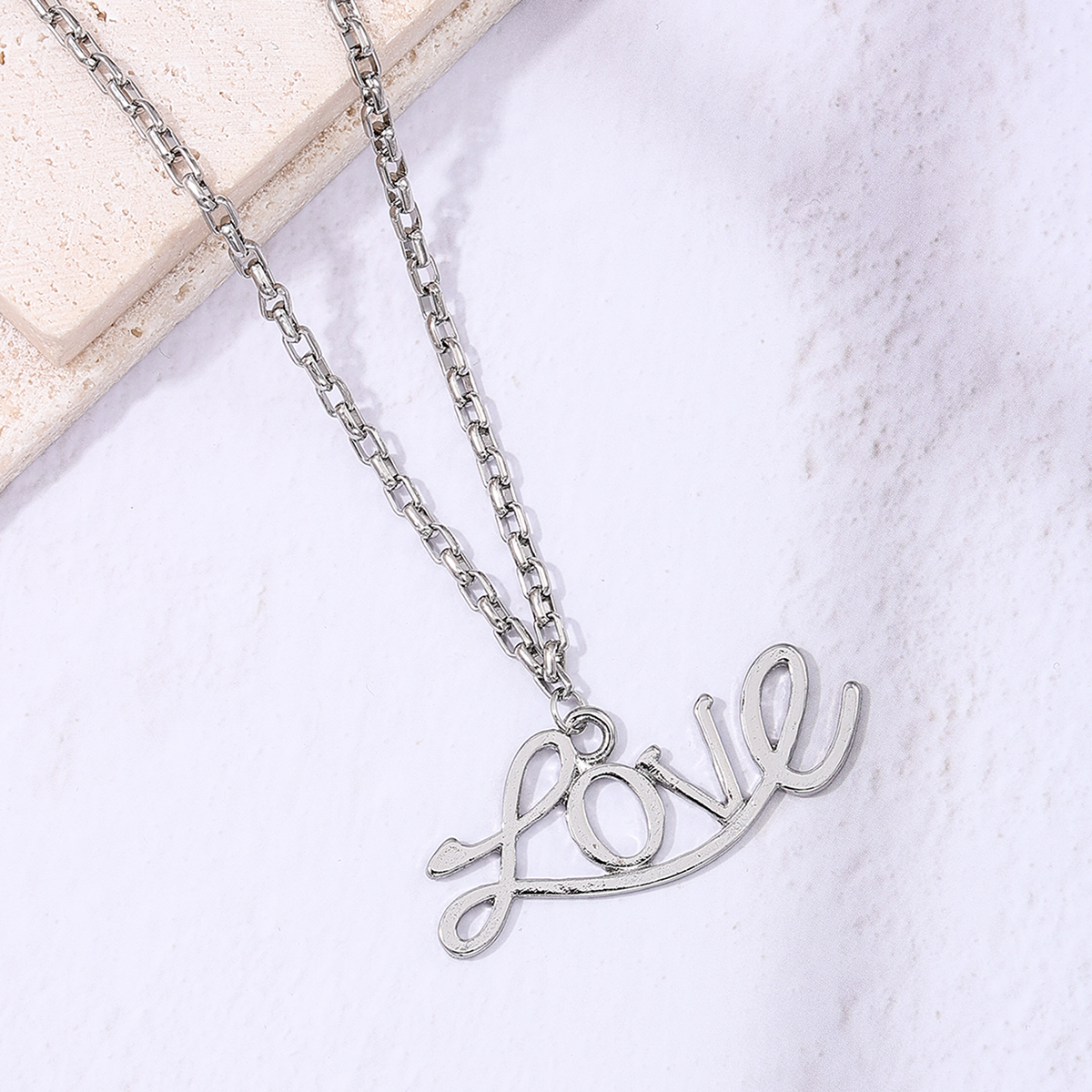 Classic Style Letter Ferroalloy Zinc Alloy Unisex Necklace display picture 3
