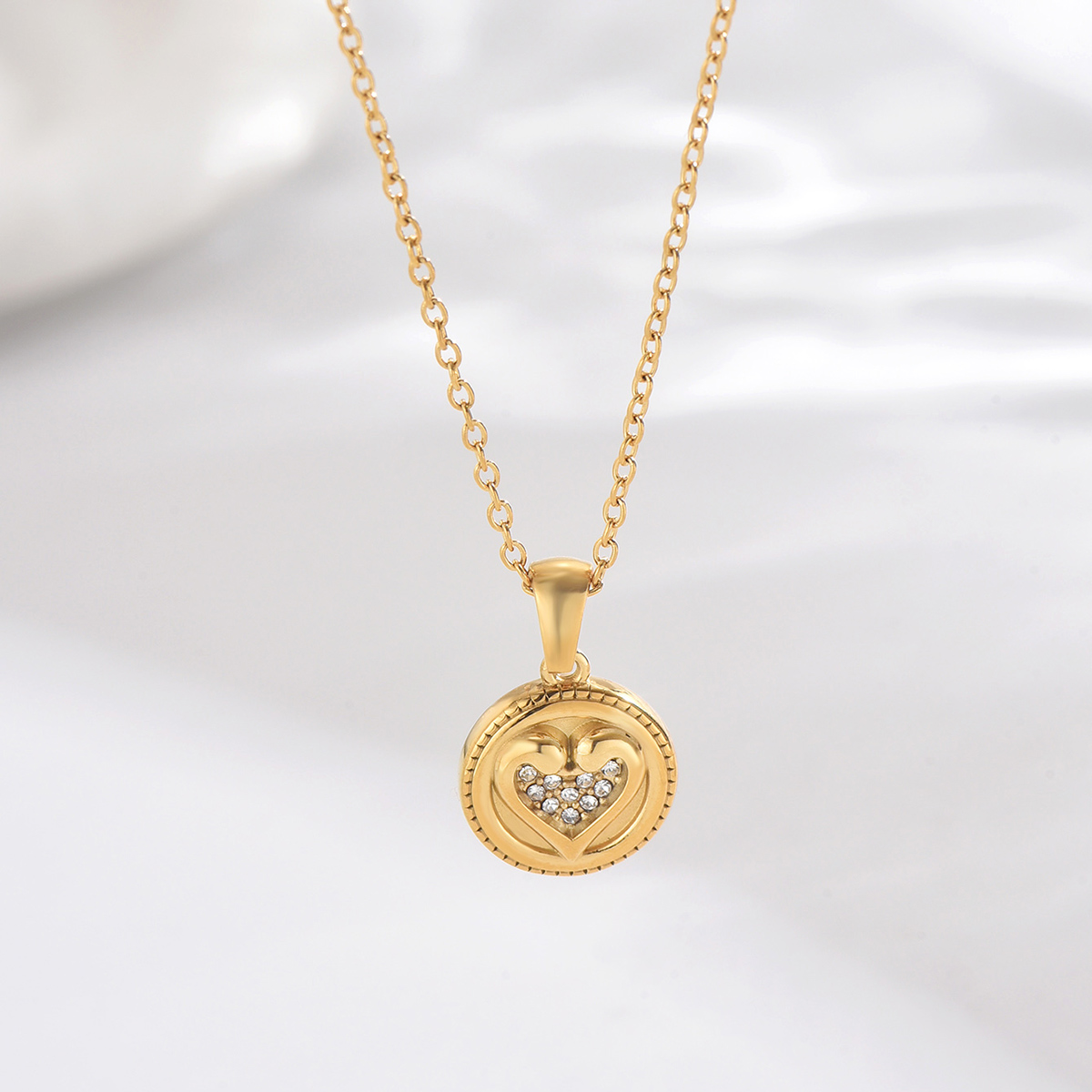 304 Stainless Steel 14K Gold Plated Elegant Romantic Classic Style Hollow Out Inlay Round Water Droplets Heart Shape Zircon Double Layer Necklaces Pendant Necklace display picture 7