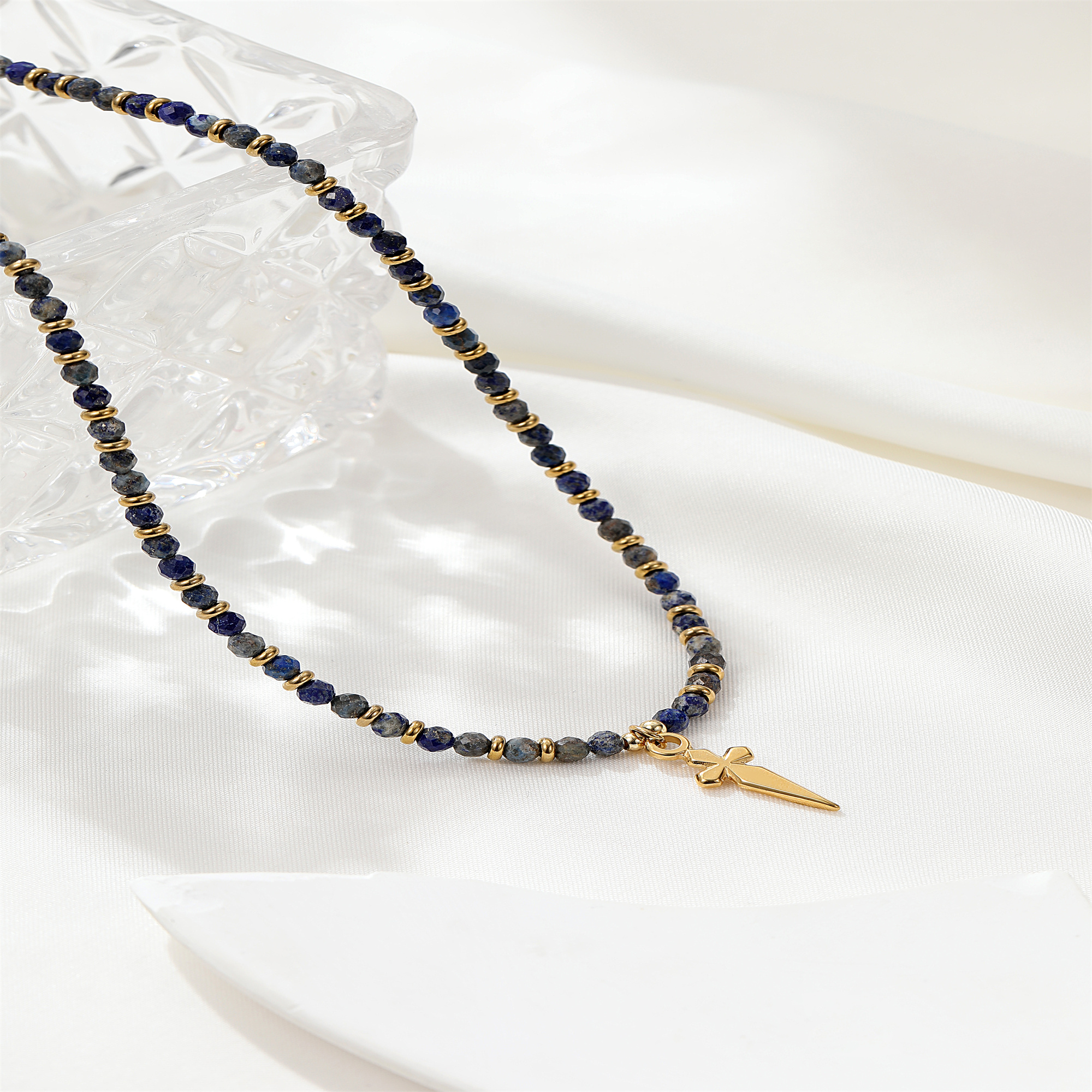 Élégant Style Simple Forme De Cœur Acier Inoxydable Perle D'eau Douce Lapis Lazuli Femmes Pendentif display picture 4