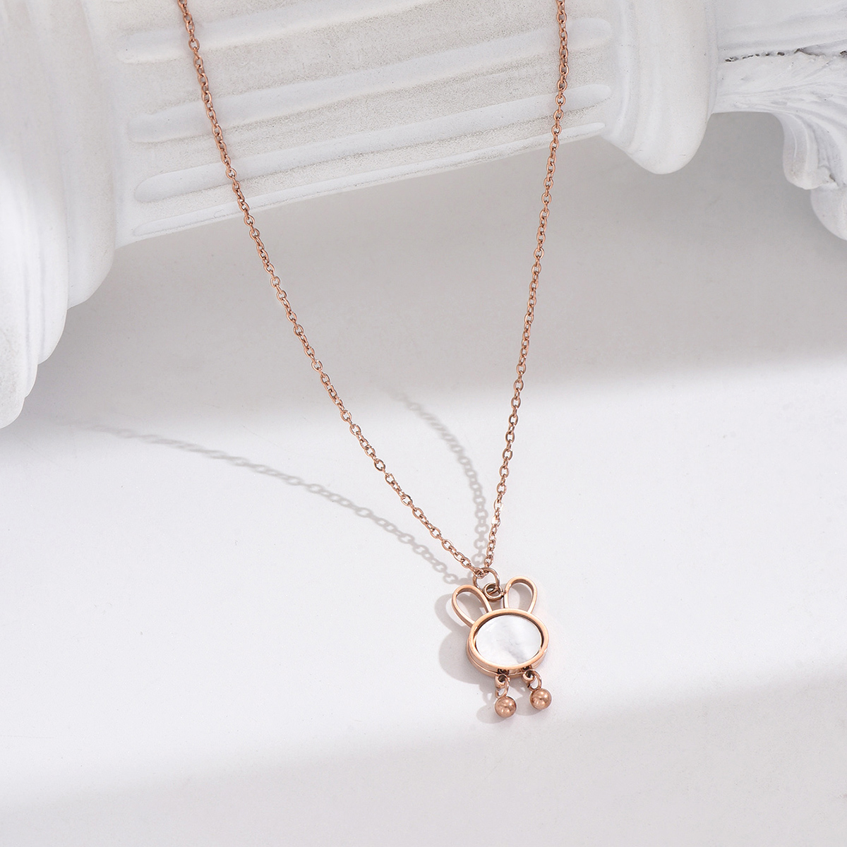 Cute Sweet Rabbit 304 Stainless Steel Shell Polishing Inlay Shell 14K Gold Plated Rose Gold Plated Women's Pendant Necklace display picture 5