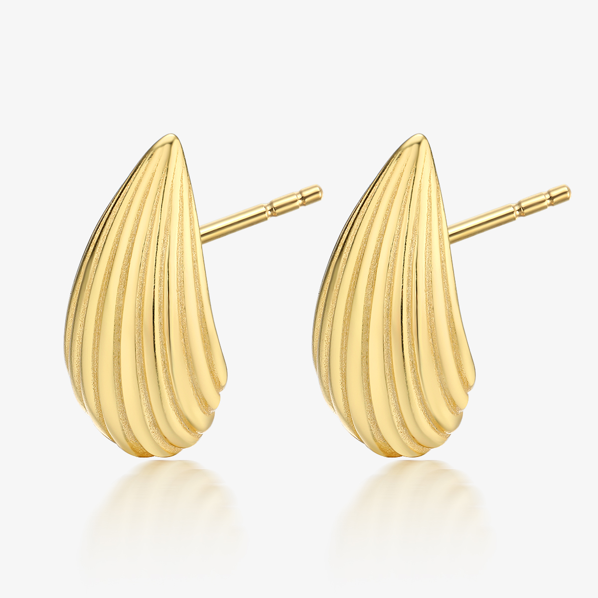 1 Pair Simple Style Shell Sterling Silver Gold Plated Ear Studs display picture 5