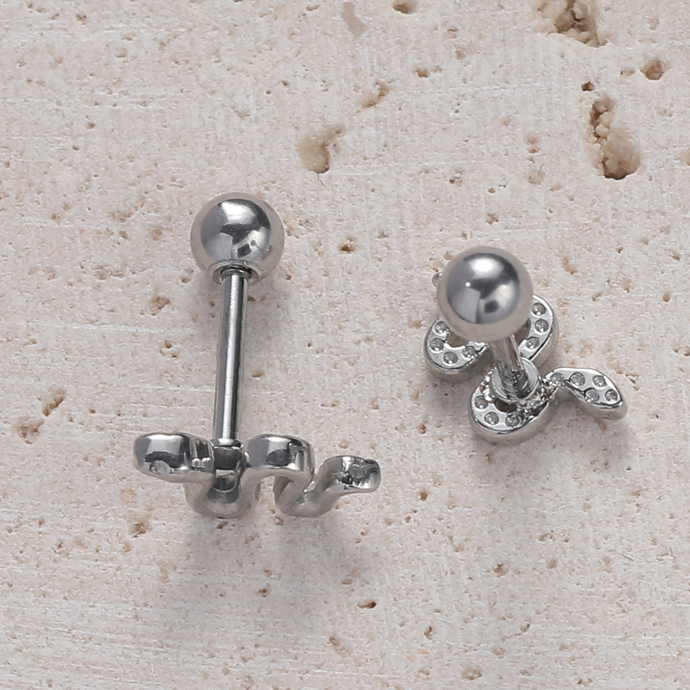 1 Pair Simple Style Snake Polishing Stainless Steel Ear Studs display picture 1