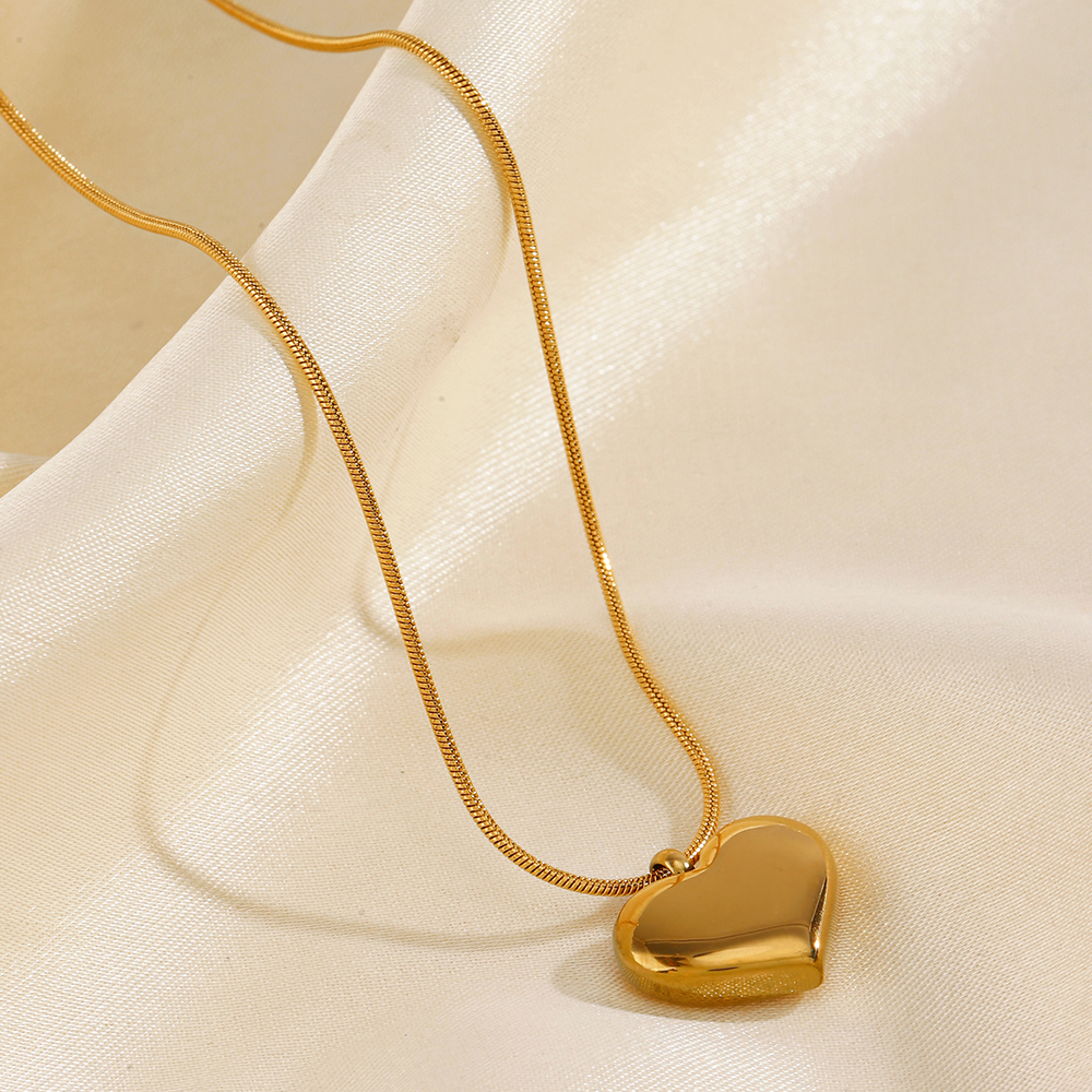 Acero Inoxidable 304 Chapados en oro de 18k Estilo Simple Forma De Corazón Collar Colgante display picture 5