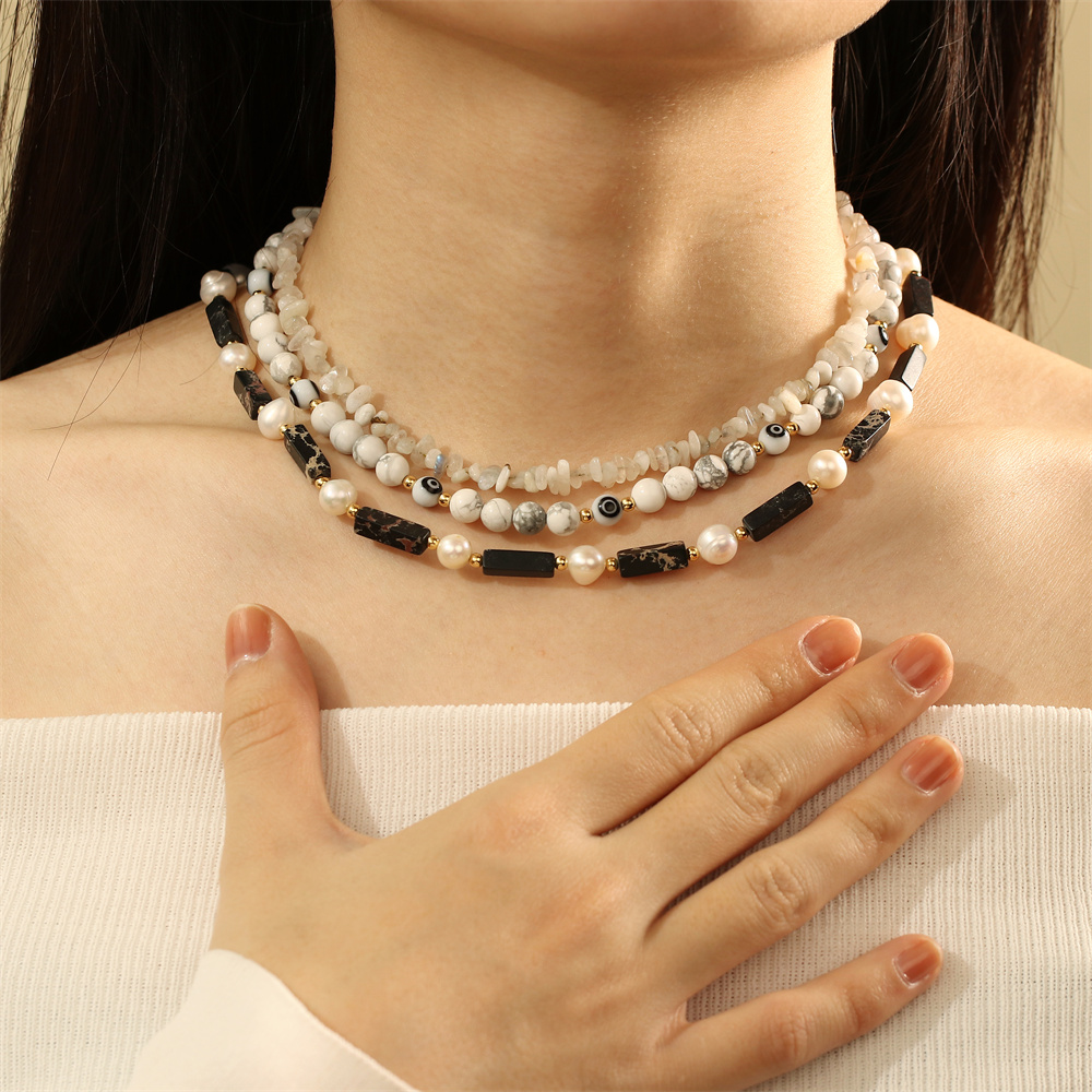 IG-Stil Handgemacht Koreanische Art Rechteck Süßwasserperle Stein Kupfer Perlen 18 Karat Vergoldet Frau Halskette display picture 5