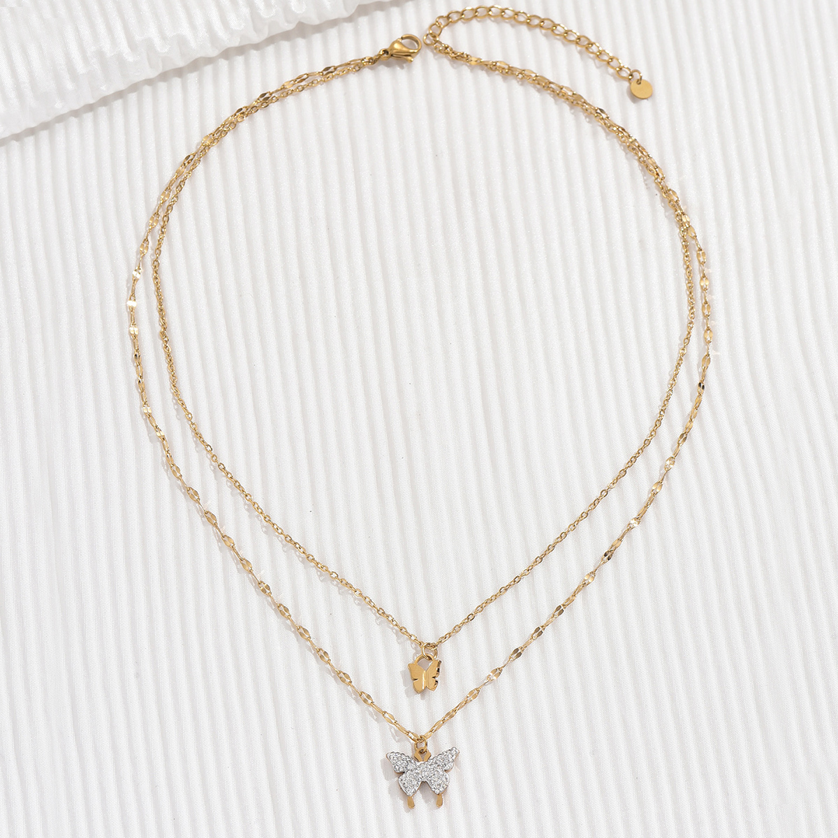 Acier Inoxydable Perle D'Imitation Coquille Plaqué Or 14K Style IG Brillant Perlé Incruster Papillon Coquille Zircon Colliers Double Couche Pendentif display picture 6
