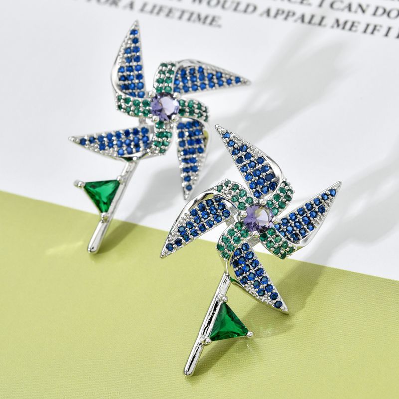 1 Pair Classical Tropical Windmill Polishing Plating Inlay Copper Zircon 18K Gold Plated Ear Studs display picture 4