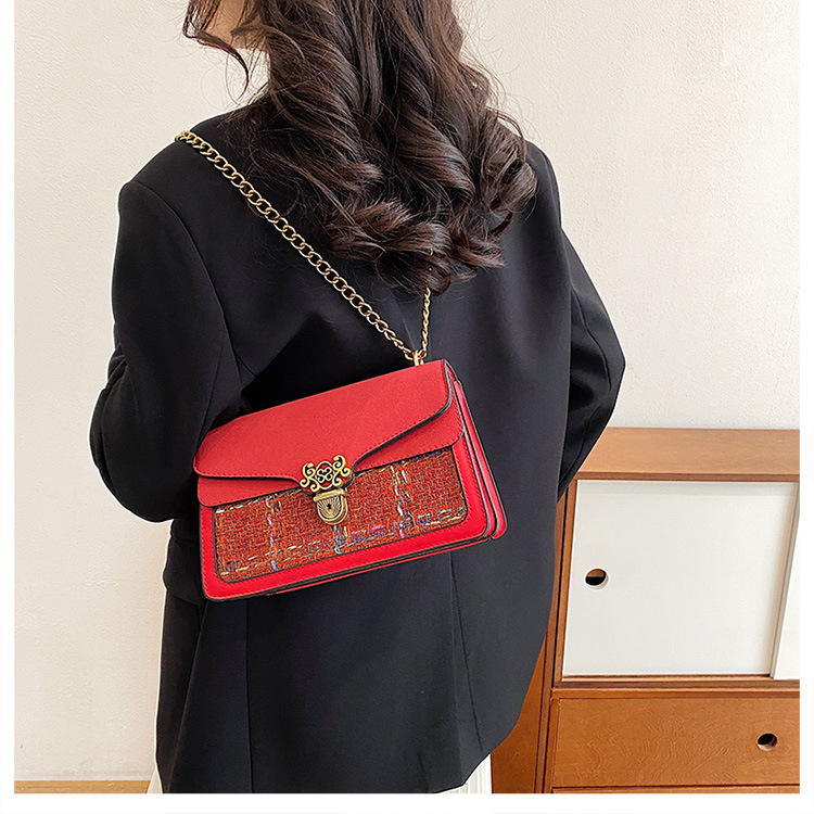 Women's Medium Pu Leather Color Block Classic Style Lock Clasp Crossbody Bag display picture 11