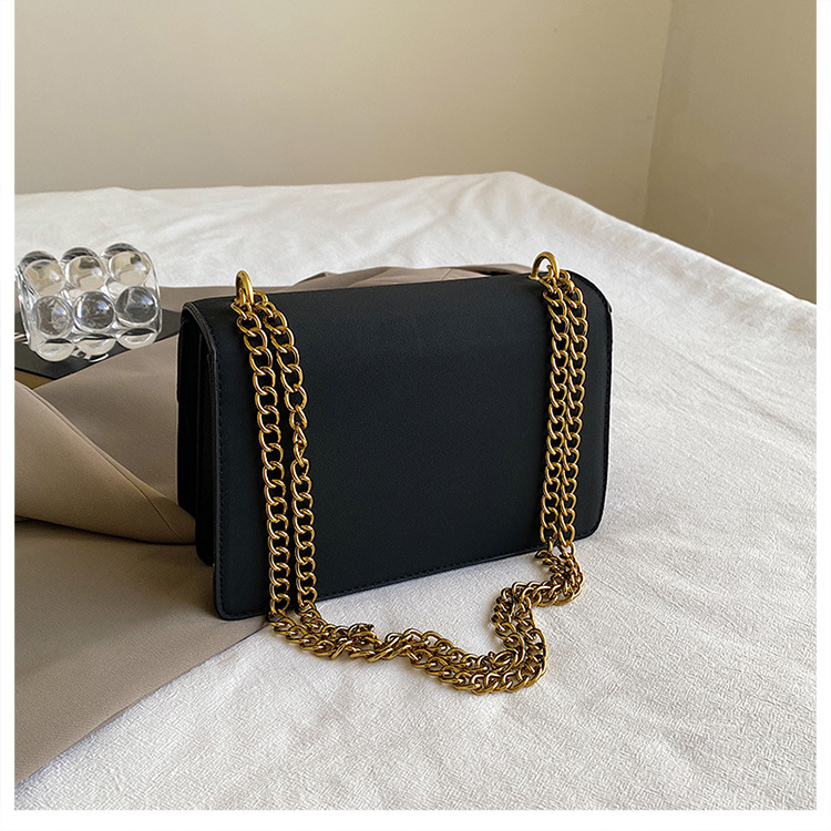 Women's Medium Pu Leather Color Block Classic Style Lock Clasp Crossbody Bag display picture 12