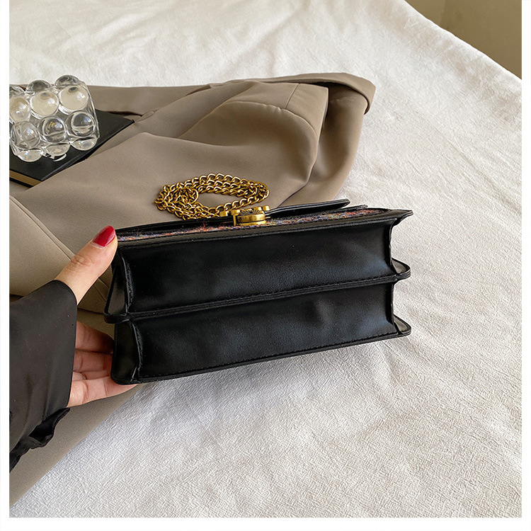 Women's Medium Pu Leather Color Block Classic Style Lock Clasp Crossbody Bag display picture 13